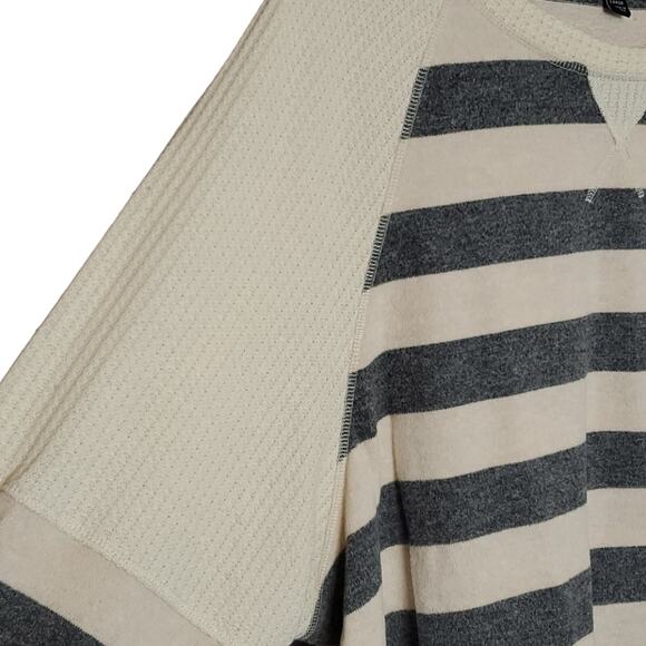 Signature Studio Dolman Sleeve Striped Sweater, L - Picture 3 of 6